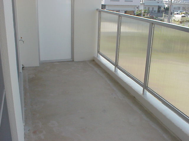 �����٥���